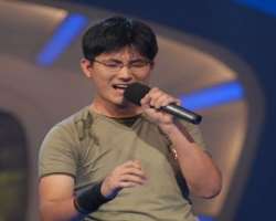 Not only he is an actor but also owns a heart taking voice. He participated in the Indian singing reality show 